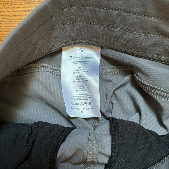 Ivivva girls capri pants - Picture 3 of 3